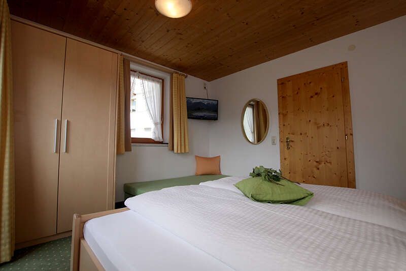Haus Vögele Appartement 3 mit Doppelzimmer in Serfaus