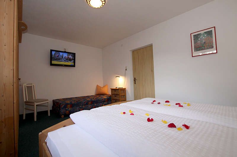 Haus Vögele Appartement 1 mit Doppelzimmer in Serfaus